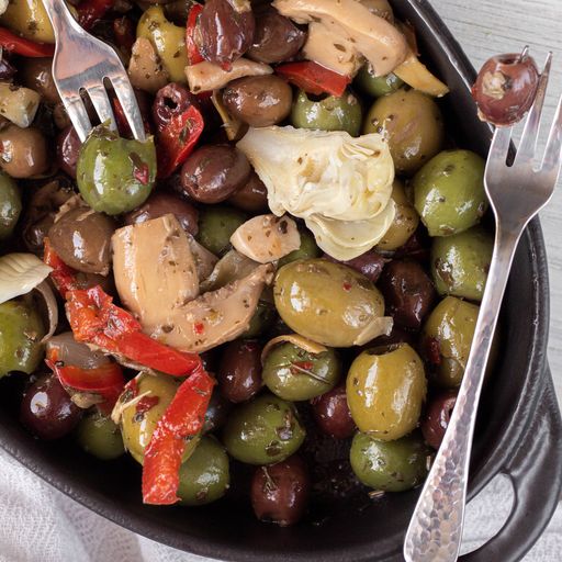 Pitted Olive Mix Antipasto in Oil – Giusto Sapore